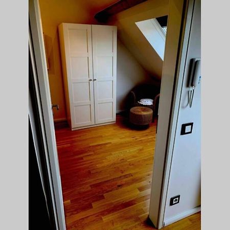 Hier Steckt Liebe Drin ! Appartement Dormagen Buitenkant foto