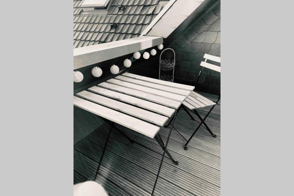 Hier Steckt Liebe Drin ! Appartement Dormagen Buitenkant foto