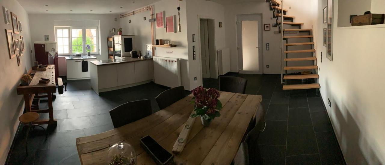 Hier Steckt Liebe Drin ! Appartement Dormagen Buitenkant foto